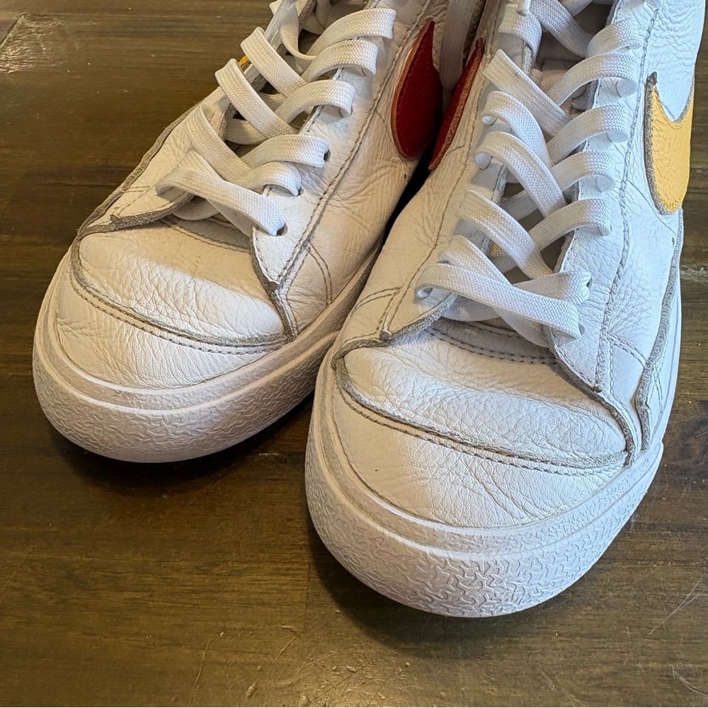 Nike Blazers Mid Lace Up Sneakers Leather Yellow Red Swoosh Mens 6 1/2 Custom - Picture 2 of 7
